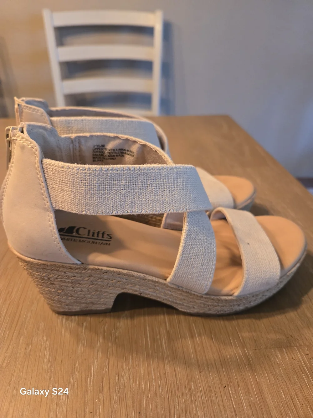 Cliffs by White Mountain Beige Espadrille Wedge Sandals Womens 7.5